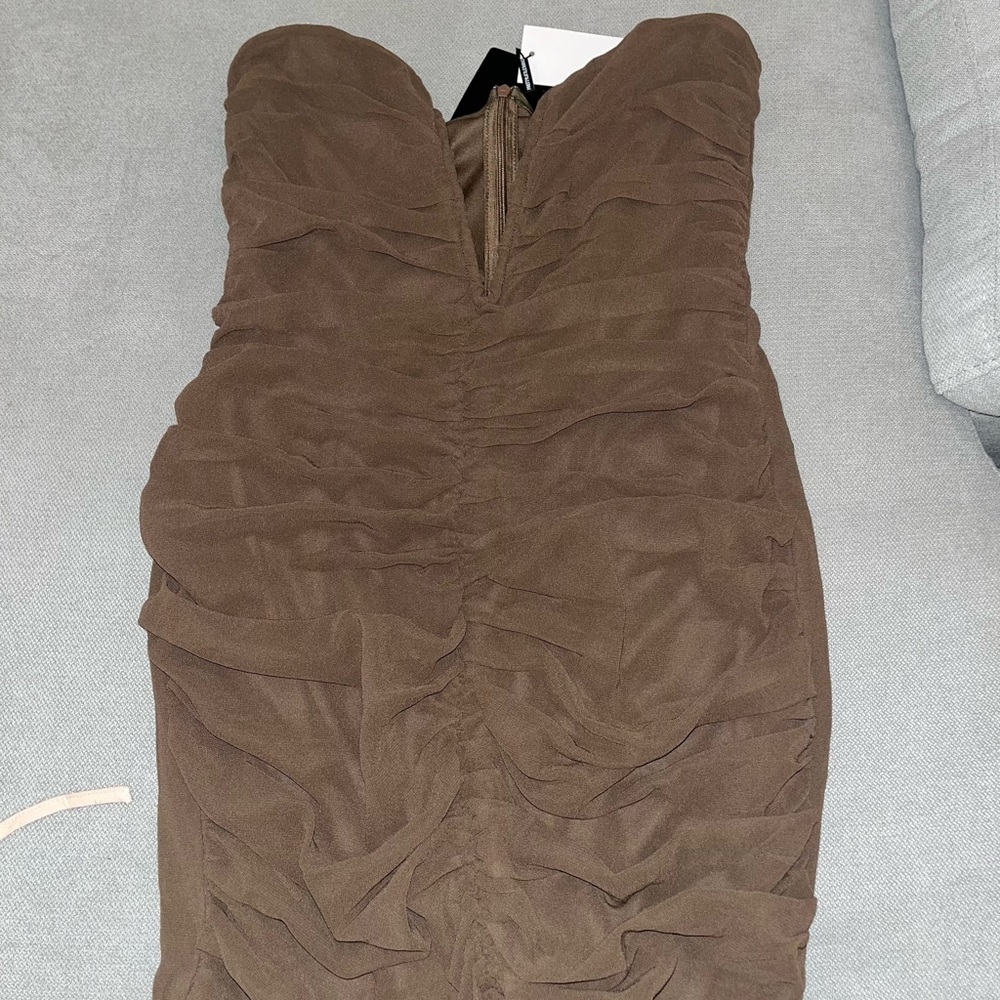 Pretty Little Thing Brown Dress size 6